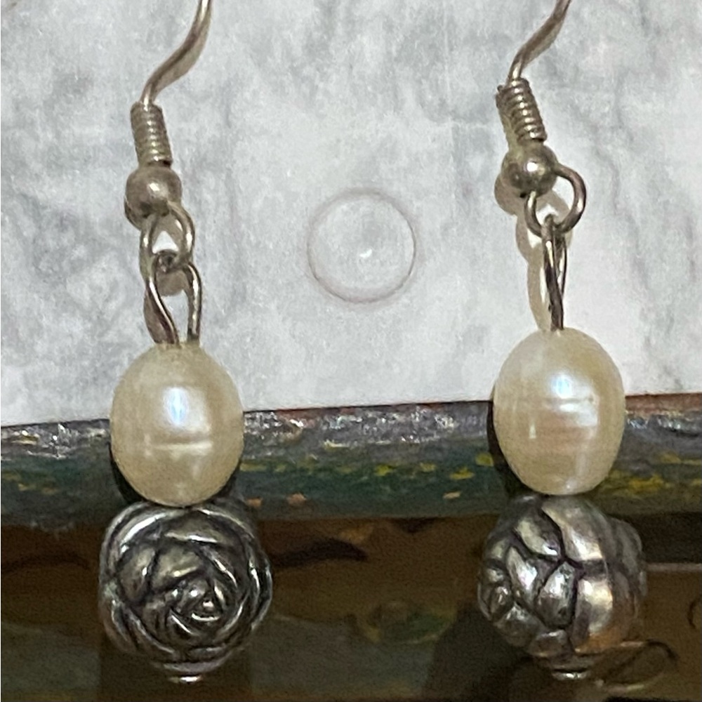 PEARL THEME BULK SAVE : Great Buy of Mixed Vintage Jewellery - Picture 6 of 12